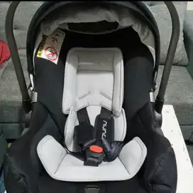 Carseat + Base Nuna pipa ( Preloved )