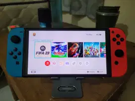 Console nintendo switch OLED/neon