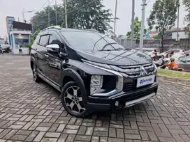 Low KM Mitsubishi Xpander 1.5 Cross Premium Package Bensin-AT 2019 KYC