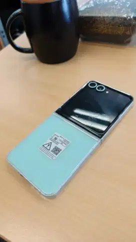 Second Samsung Z Flip 6 12/512GB - Mulus Lengkap