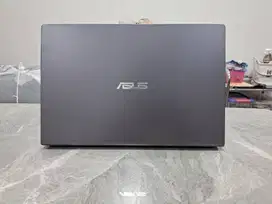 Laptop ASUS Intel Core Gen 1005G1 8GB 256GB W11 ORI Full HD Kyb Light