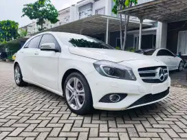 (km30rb) Mercedes Benz mercy A200 2014