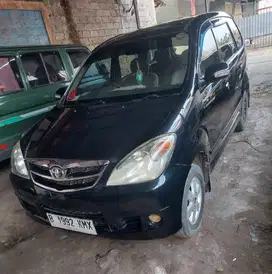 Toyota Avanza 2010 Bensin