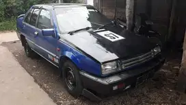 Mitsubishi Lancer 1988 Bensin