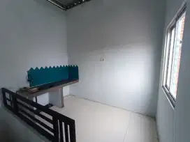 Disewakan/dijual Rumah 2 lantai