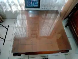 Meja Jati Tua Antik
