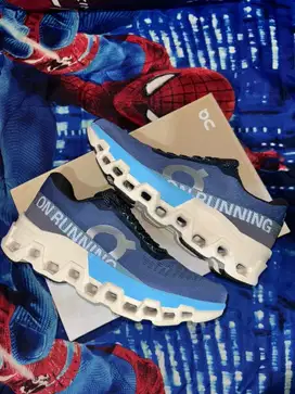 Sepatu ON Running Cloud Monster 2 Rare