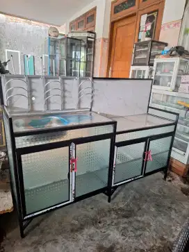 Meja kompor almini