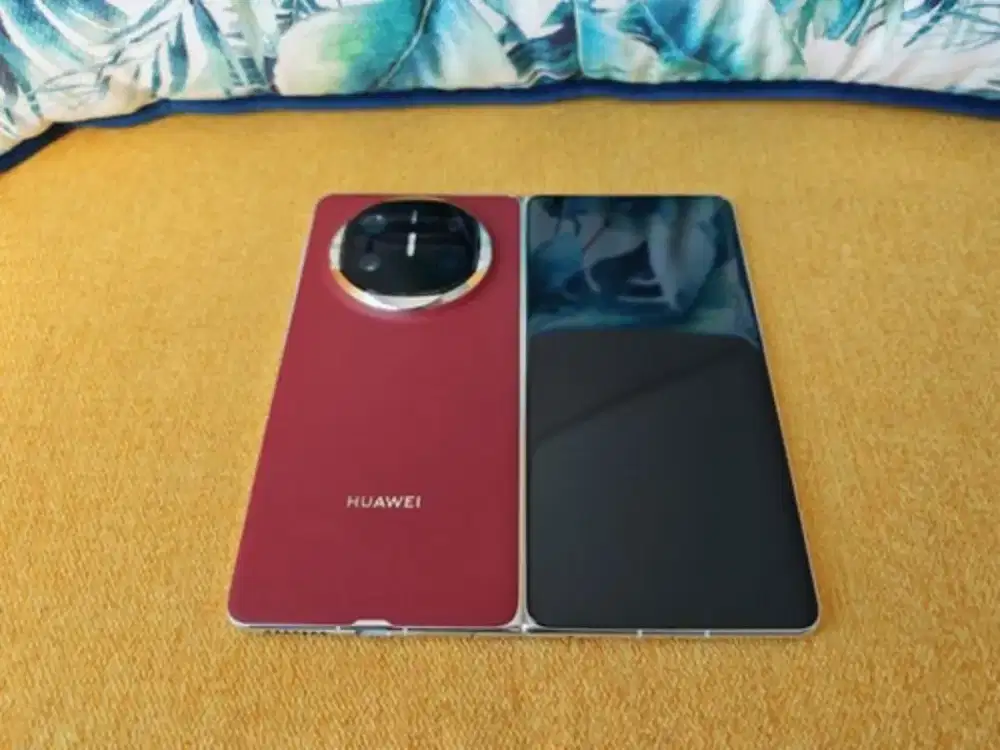 Huawei mate X6 promo