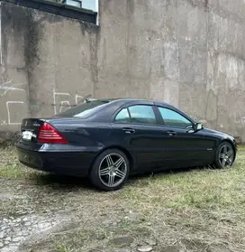 Mercedes-Benz C180 2002 Bensin