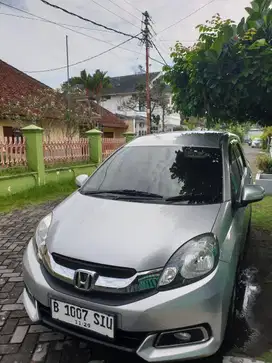 Dijual Honda Mobilio thn 2014 (Silver)