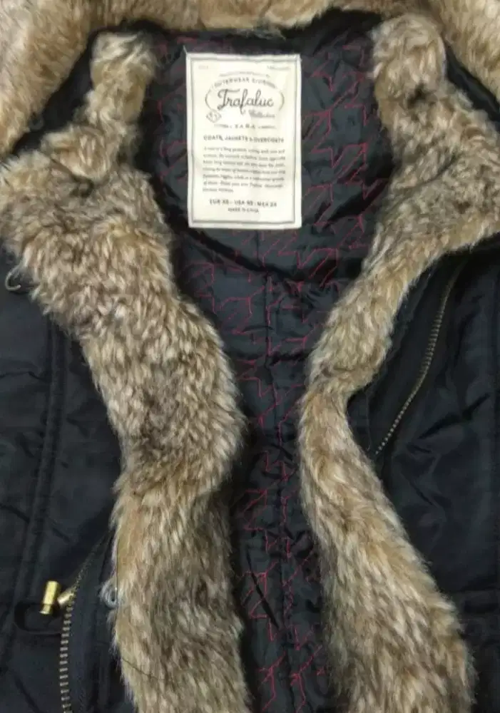 Jaket bulu tebal