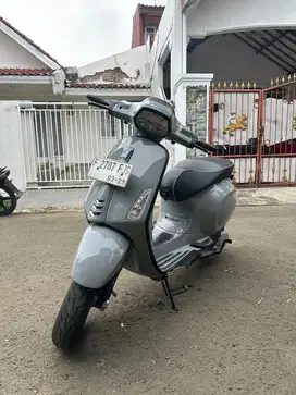 vespa iget abs 150