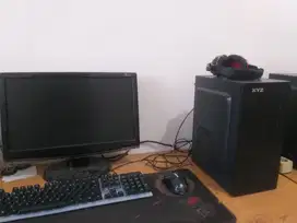 1 SET KOMPUTER/PC/MONITOR