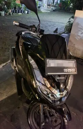 Honda PCX 160 2023 glosy black