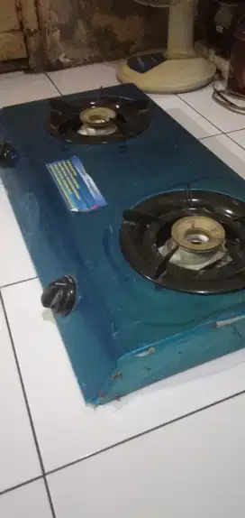 Kompor gas 2 tungku GMC