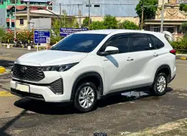Zenix G HV Hybrid 2023 New Toyota kijang innova 2.0 cvt AT matic putih