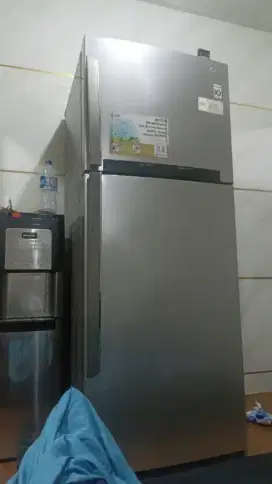 Service Ac,Mesin Cuci,Kulkas,Pompa Air dan Bongkar Pasang AC.