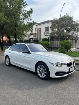 BMW 320i 2016 Bensin