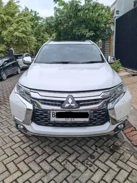 JUAL CEPAT MITSUBISHI PAJERO SPORT DAKAR AT PUTIH 2019 TERAWAT SPESIAL