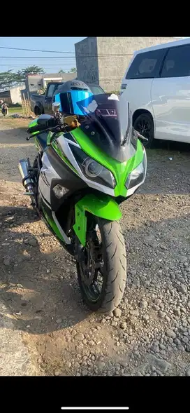 Kawasaki ninja 250 abs