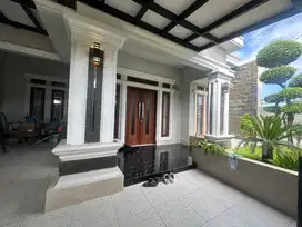 Rumah villa baru siap huni