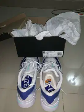 sepatu adidas running