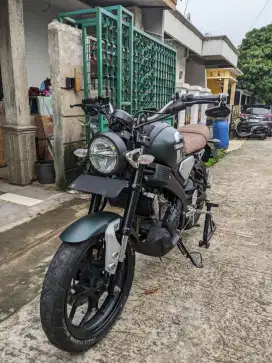 YAMAHA XSR 2021 Bulan 8