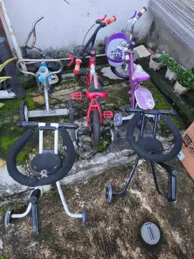 Dijual sepeda, stroller anak