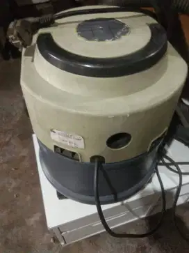 vacum cleaner Modena murah
