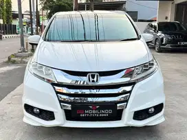 Honda Odyssey 2.4 E Prestige CVT AT Th 2014