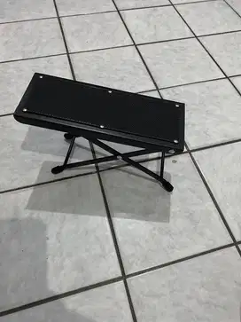 Stand Kaki Gitar