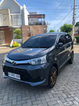Daihatsu xenia 2015 akhir type M deluxe ac double blower
