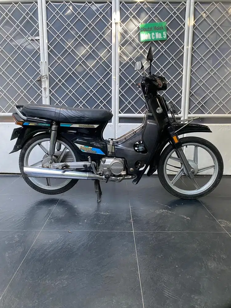 Honda Astrea Prima Limited Edition