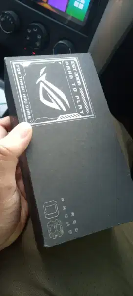 Dijual cepat asus rog phone 8