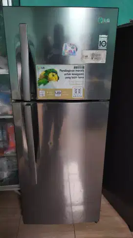 KULKAS LG 2 PINTU