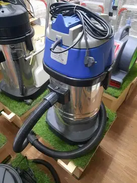Vacuum cleaner wet and dry 30 liter
