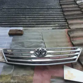 Grill toyota innova
