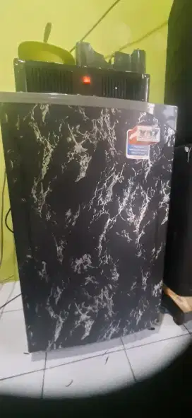 Kulkas 1 pintu Mini Toshiba GRATIS ANTAR