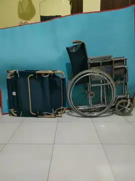 Kursi roda + ranjang lipat