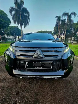 [Low Km] Mitsubishi Dakar 4x2 AT, 2021, Black