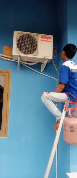 jasa servis ac kulkas frezer showcase mesin cuci dan bongkar pasang ac
