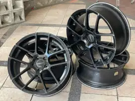 Di jual velg ring 19  merk AVANTGARDE