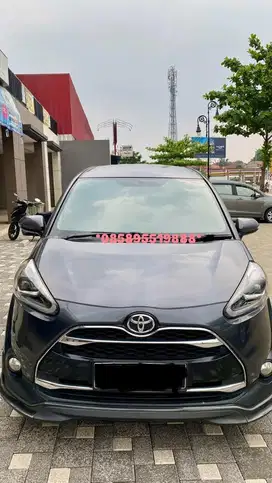Toyota Sienta Q 2017