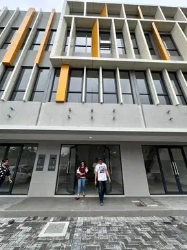Disewakan Ruko 3 Lantai Loop BSD Jl. Bumi Botanika Tangerang Banten