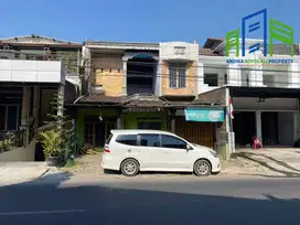 Ruko di pinggir jalan raya pengging Banyudono Boyolali