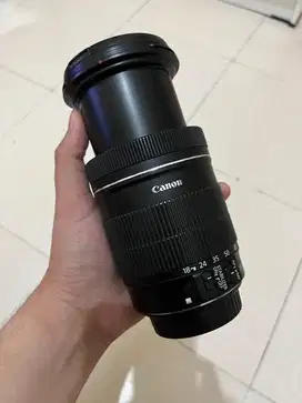 lensa canon IS 18-135mm.