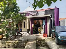 rumah dan warung tengah kota Serang deket kampus