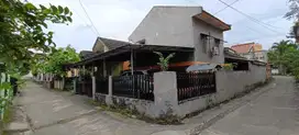 DIJUAL RUMAH HOOK PUSAT KOTA DEKAT RS MOHAMMAD HOESIN PALEMBANG