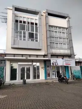 Disewakan Ruko 2 Lantai di Metland Menteng, Jakarta Timur